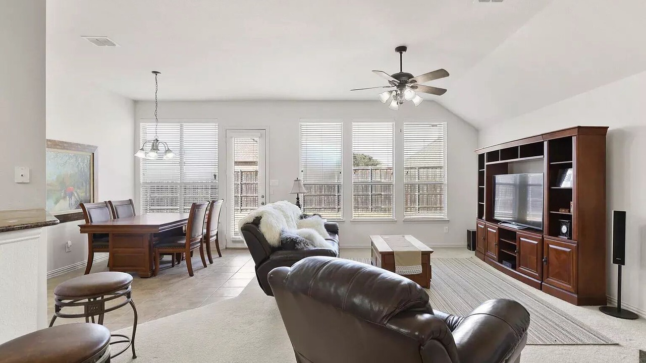 Photo of Livingroom in Little Elm