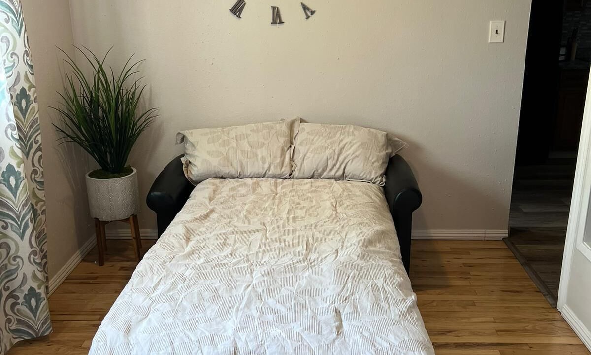 Photo of Bedroom in West University