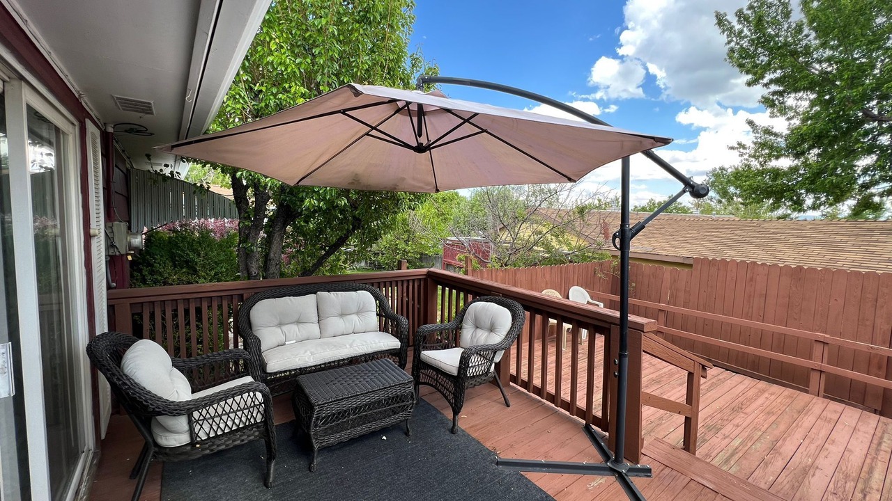 Photo of Patio Balcony in West University