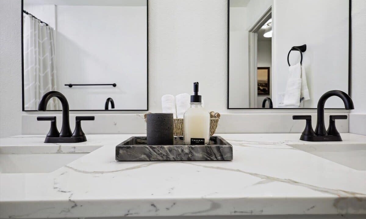 Photo of Bathroom in Allen