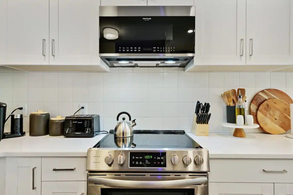 Photo of Kitchen in Rolling Mill Hill