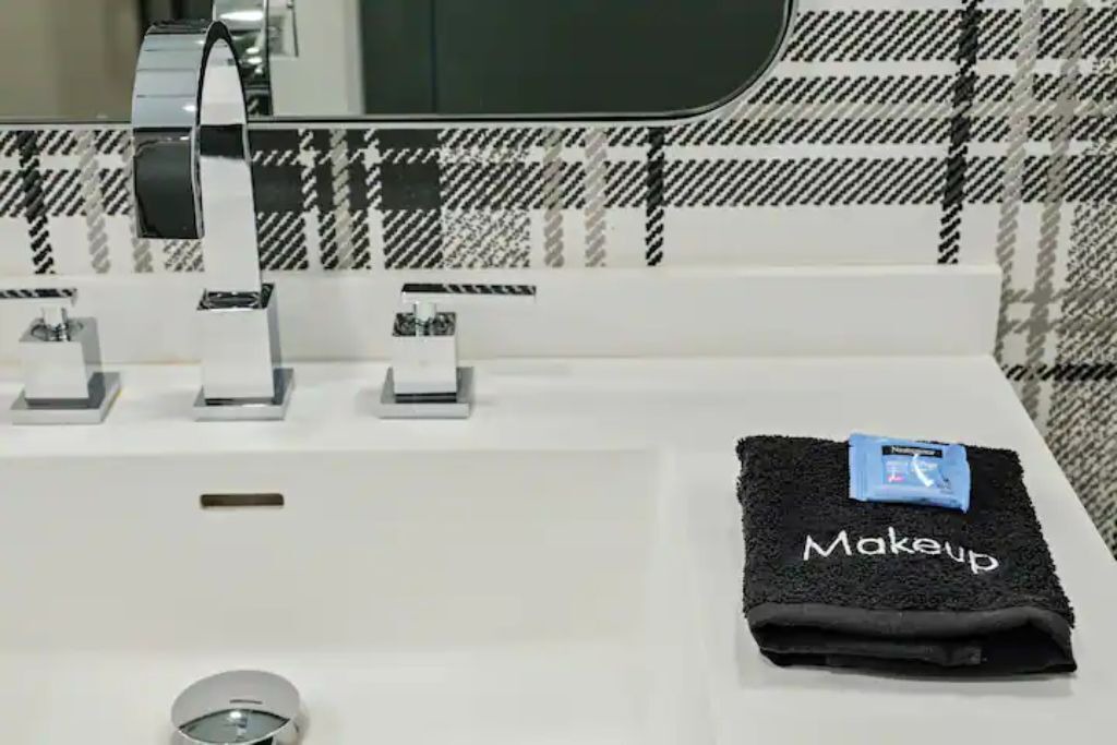 Photo of Bathroom in Rolling Mill Hill