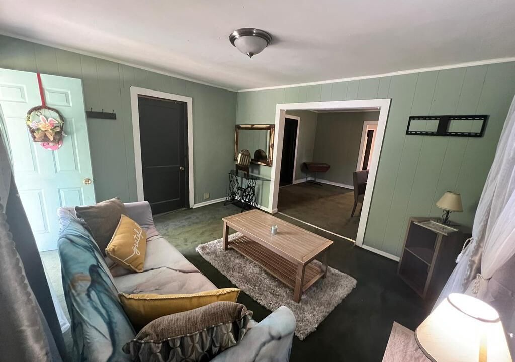Photo of Livingroom in Sumter