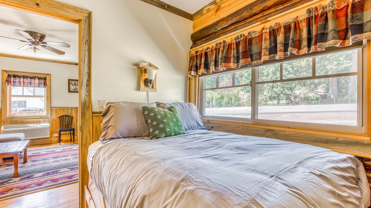 Photo of Bedroom in White Salmon