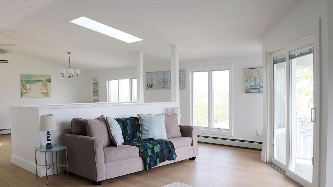 Photo of Livingroom in Bonnet Shores