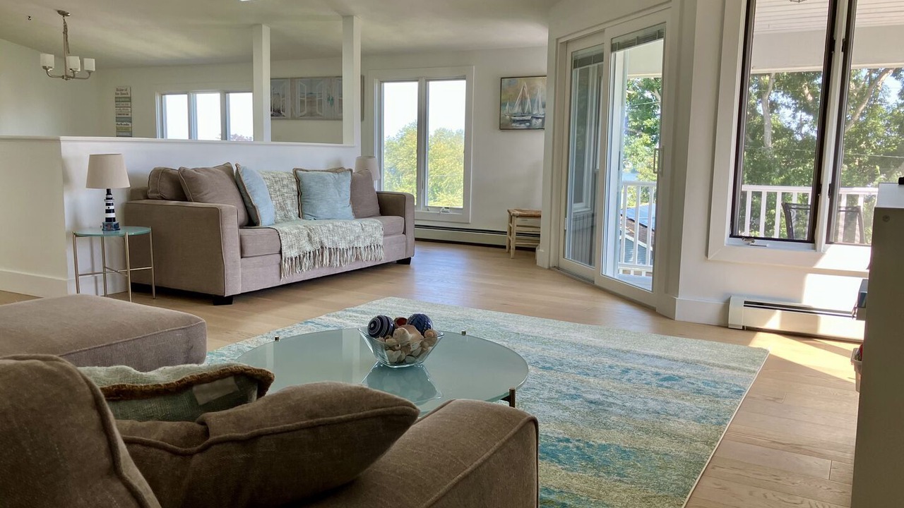 Photo of Livingroom in Bonnet Shores