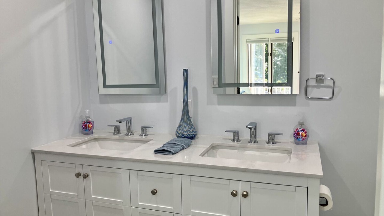 Photo of Bathroom in Bonnet Shores