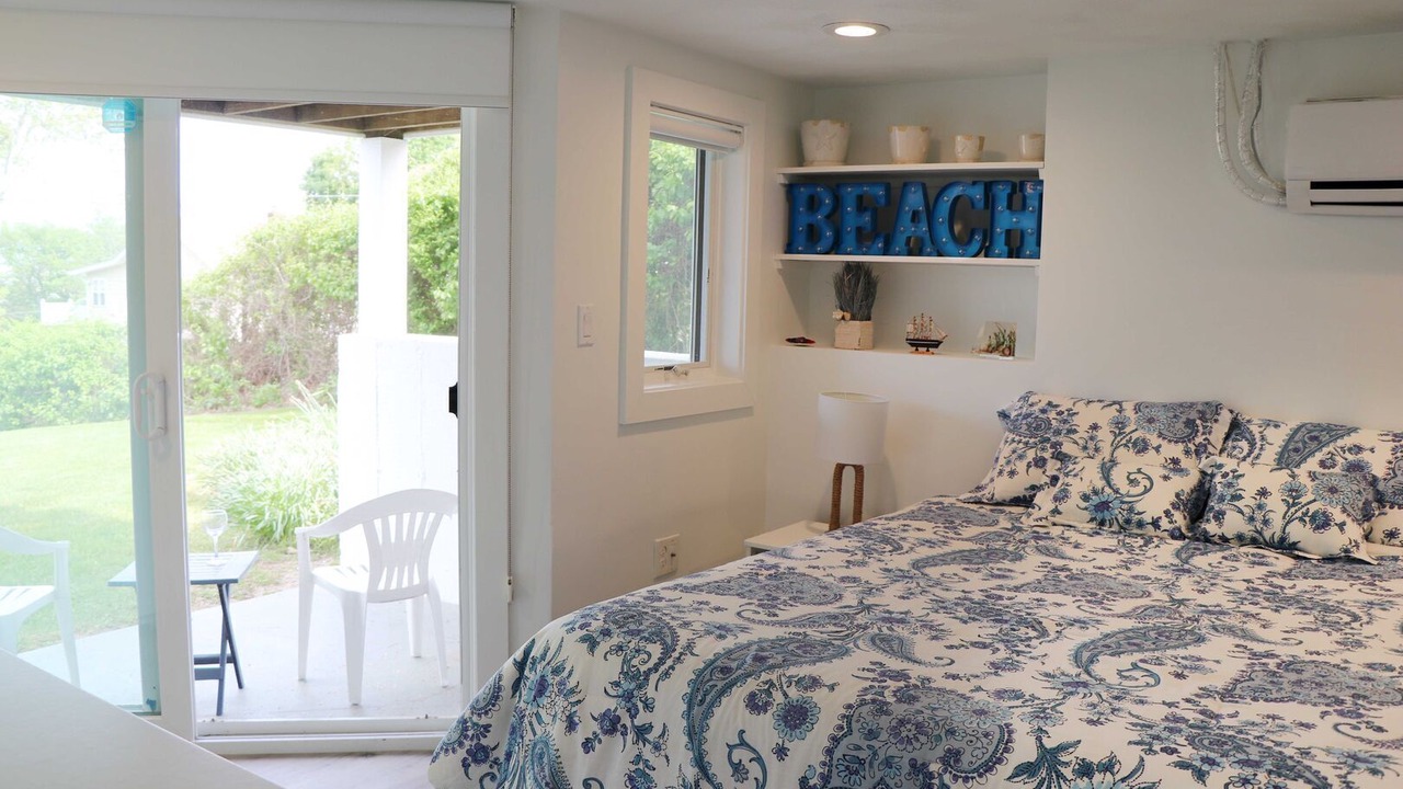 Photo of Bedroom in Bonnet Shores
