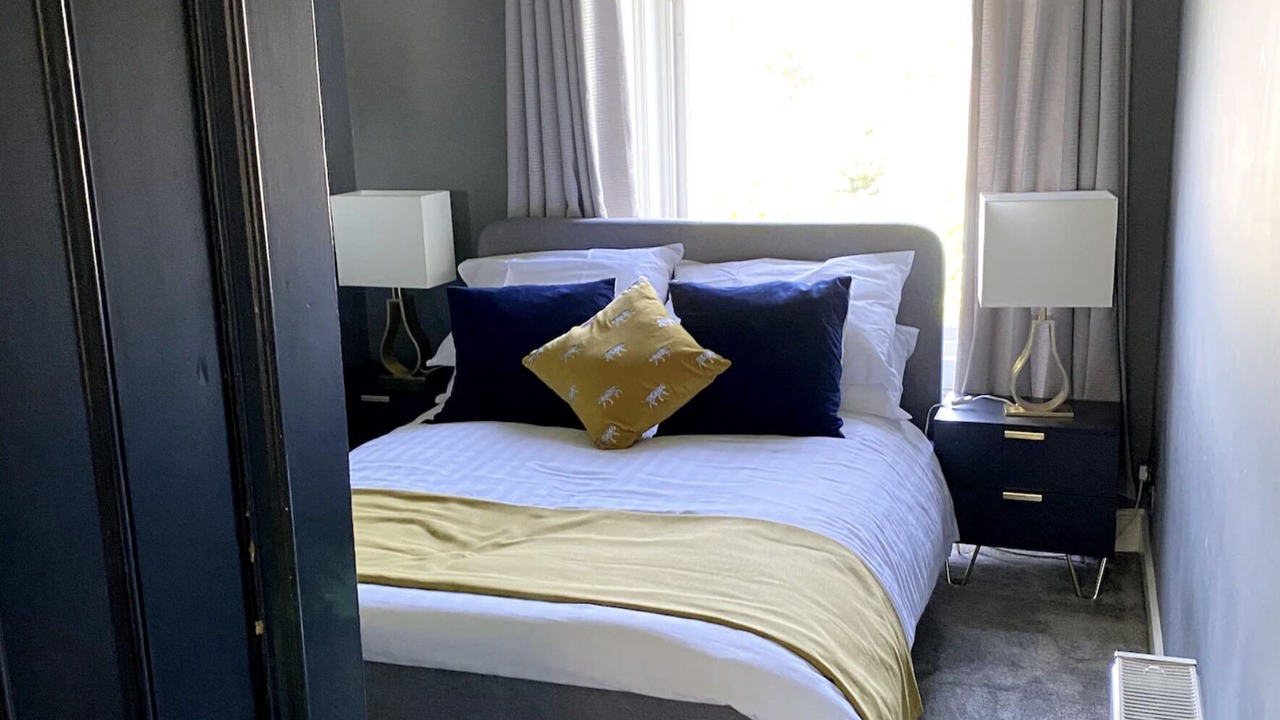 Photo of Bedroom in Pollokshields