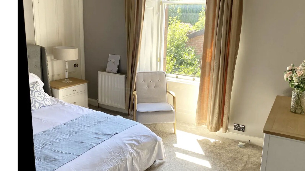 Photo of Bedroom in Pollokshields