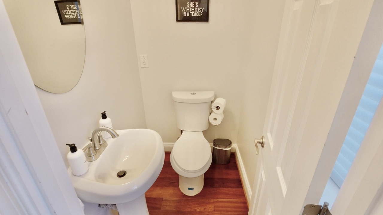 Photo of Bathroom in Petworth