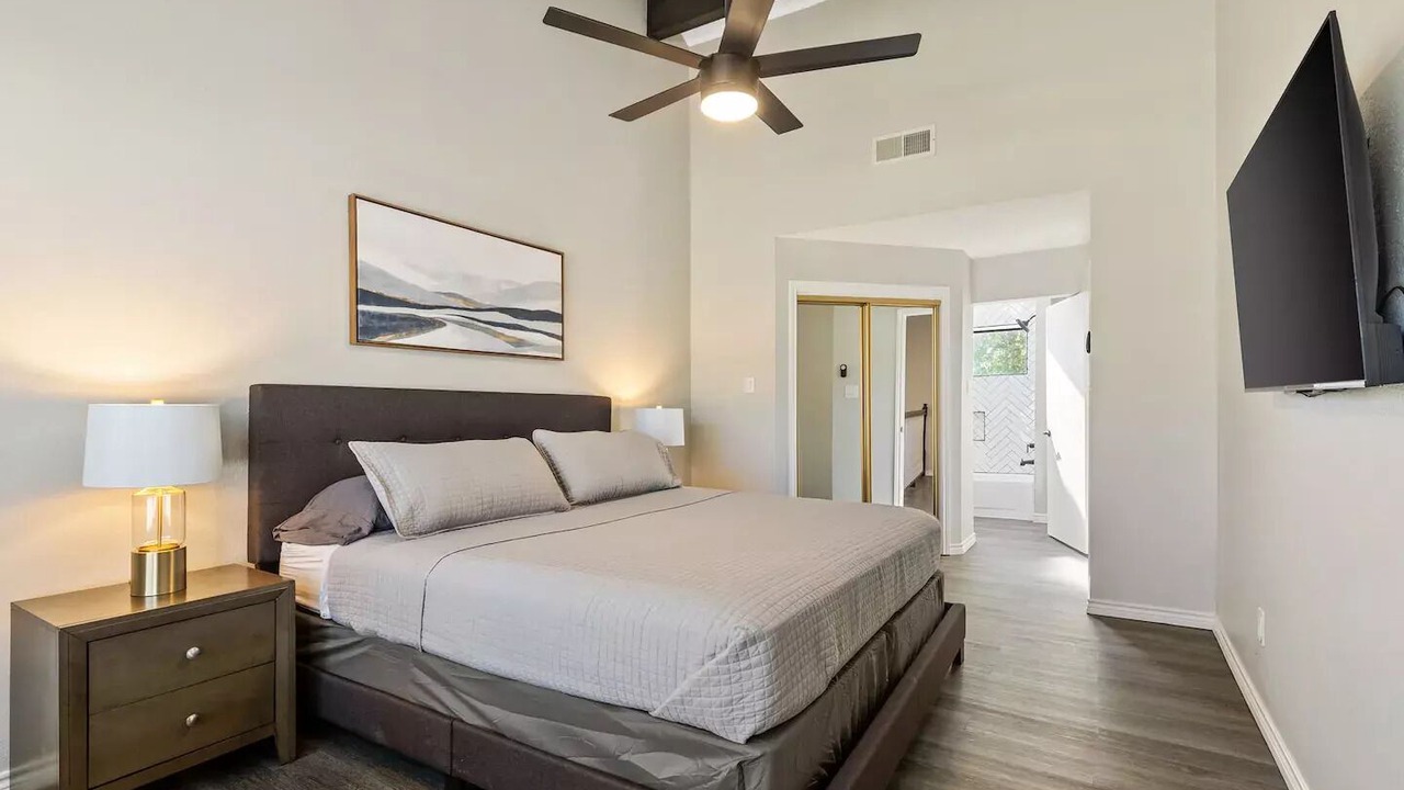 Photo of Bedroom in South Arlington