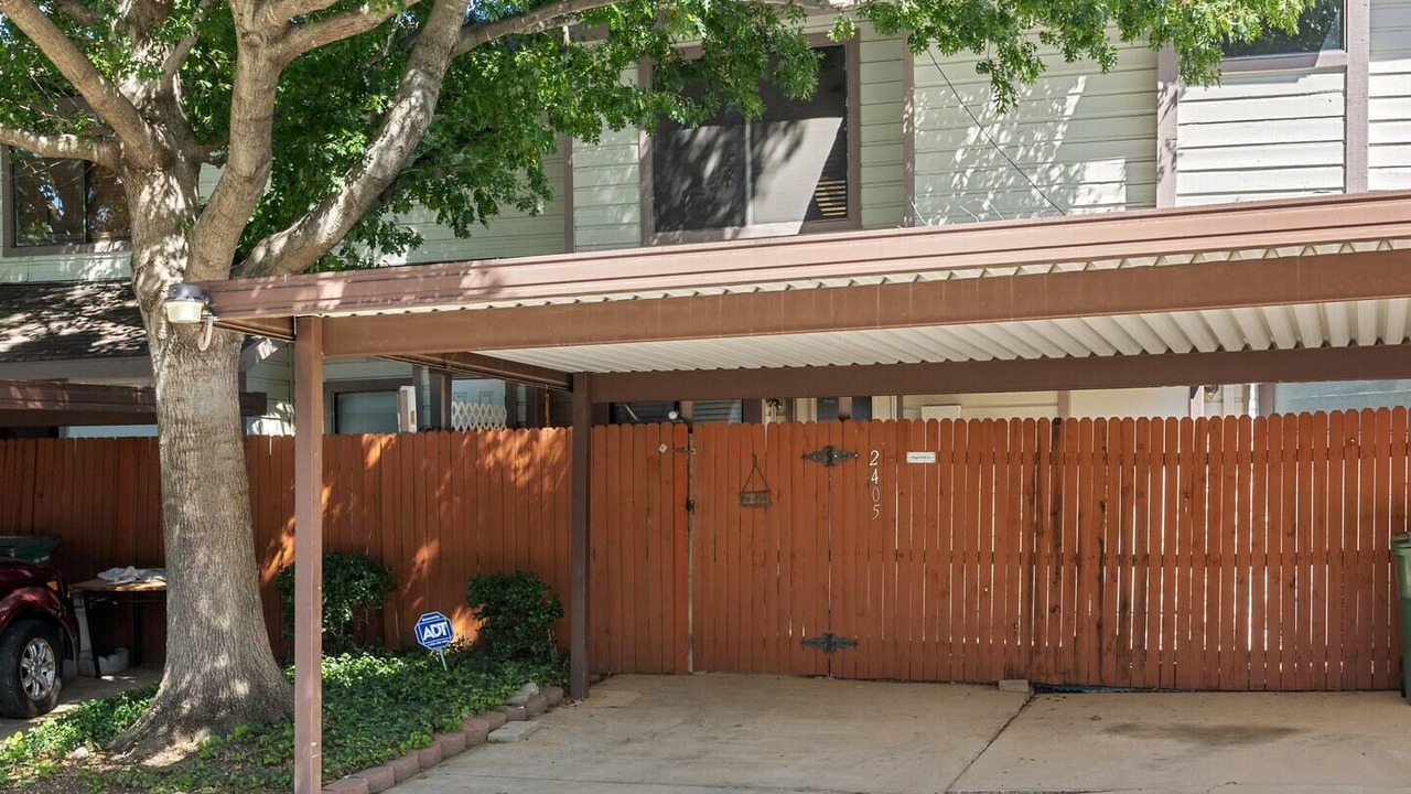 Photo of Outdoor in South Arlington