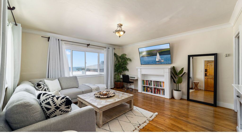 Photo of Livingroom in The Strand