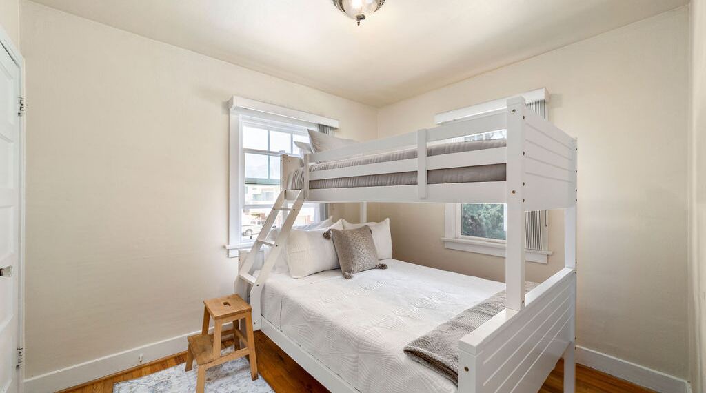 Photo of Bedroom in The Strand