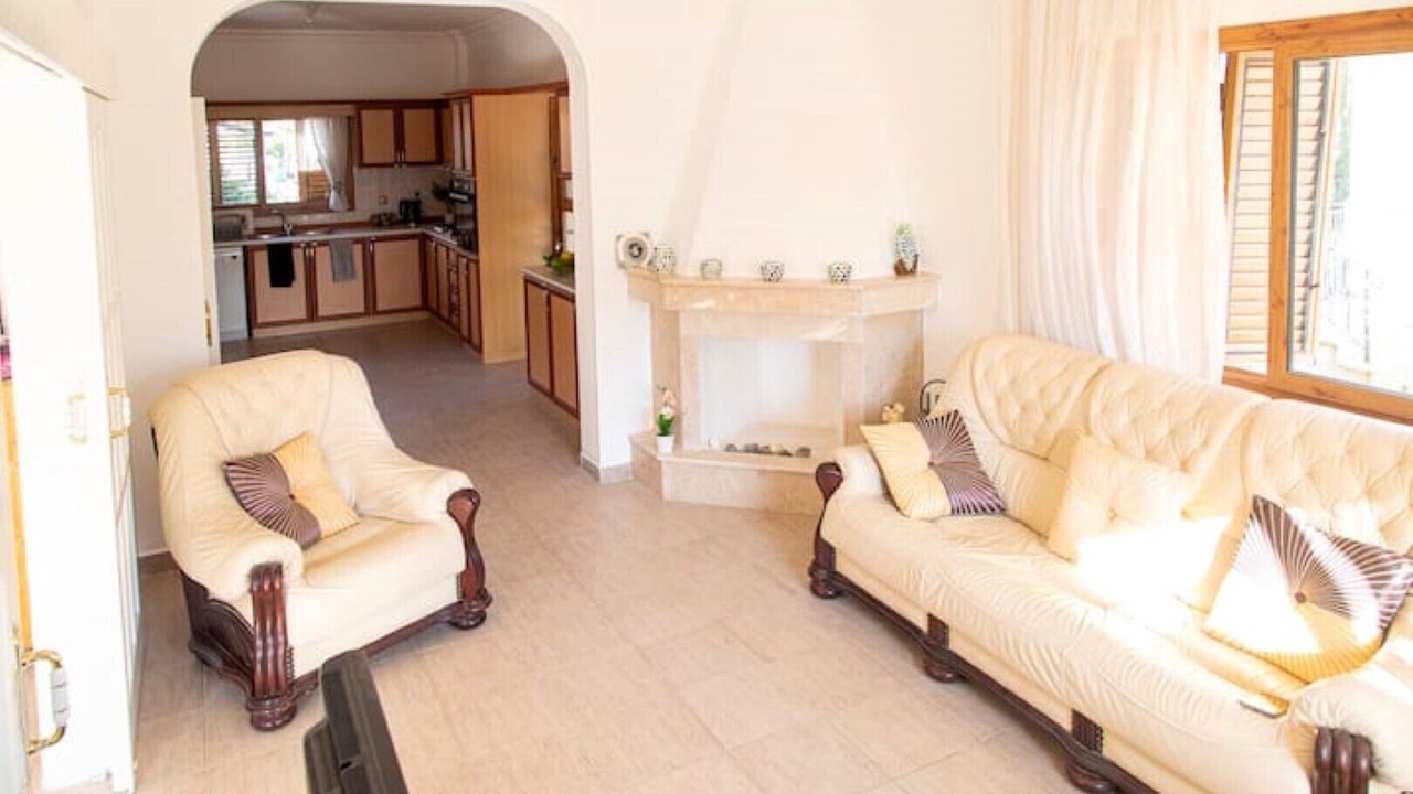 Photo of Livingroom in Trikomo