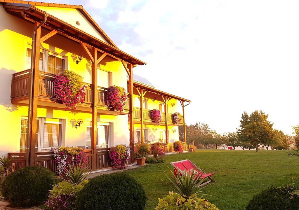 Photo of Outdoor in Bad Waltersdorf