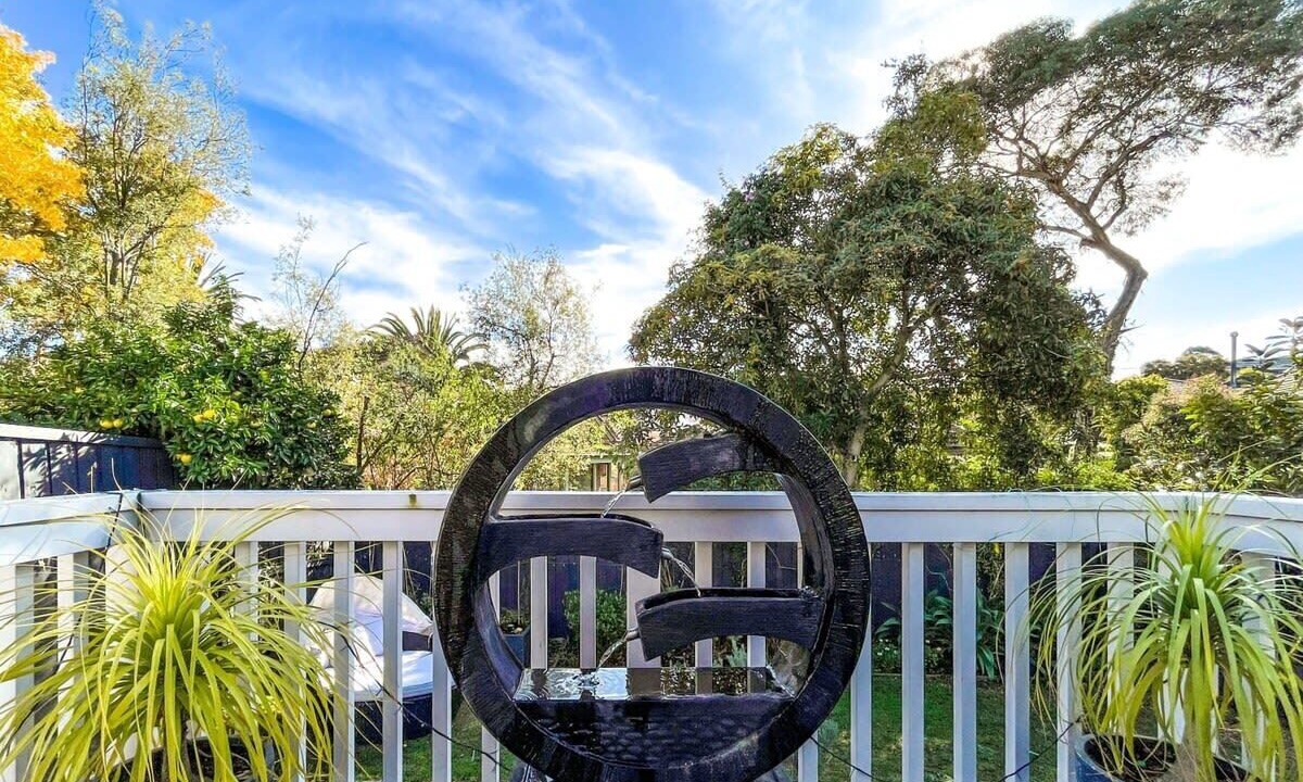 Photo of Outdoor in Camberwell