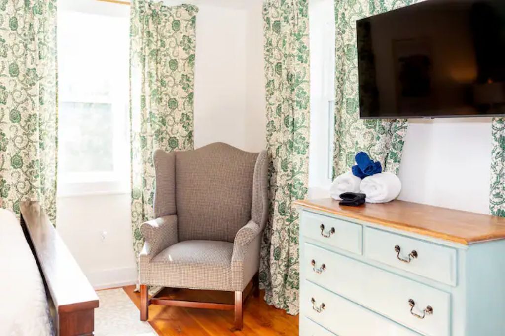 Photo of Bedroom in Zion