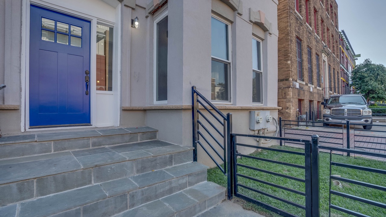 Photo of Outdoor in Truxton Circle