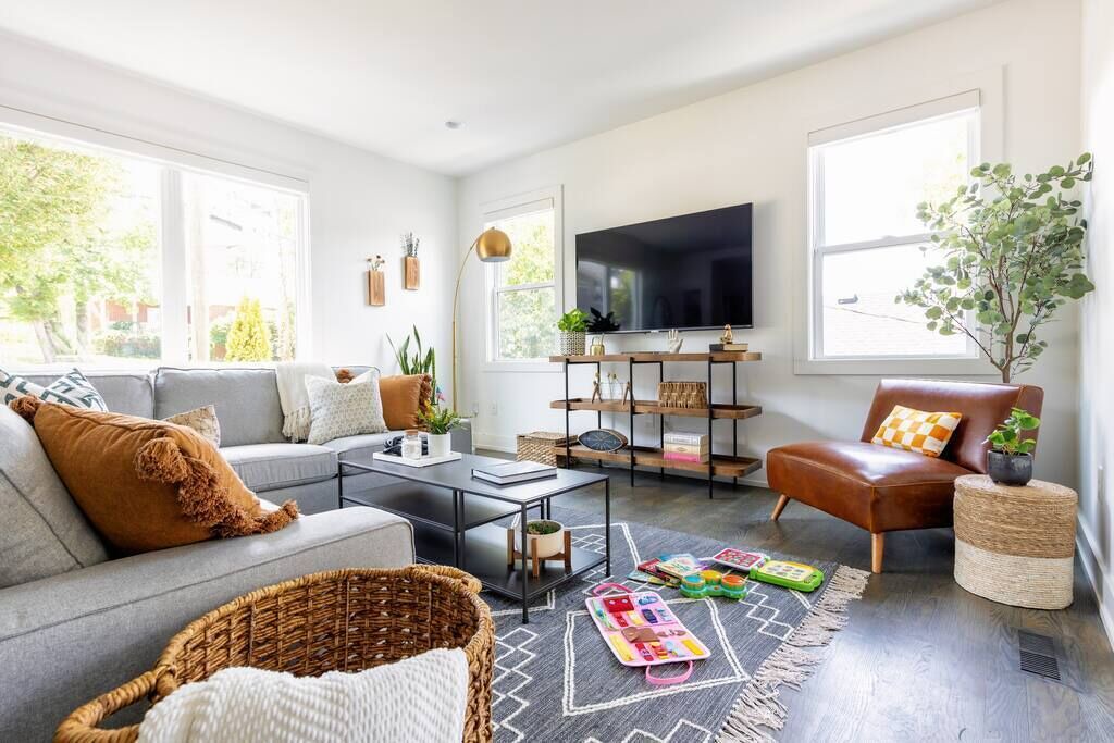 Photo of Livingroom in Shelby Hills