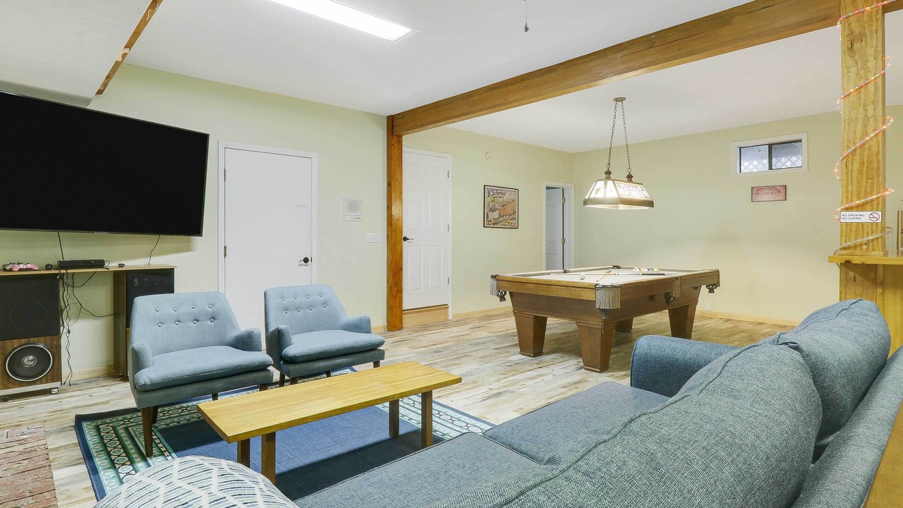 Photo of Livingroom in Murphy