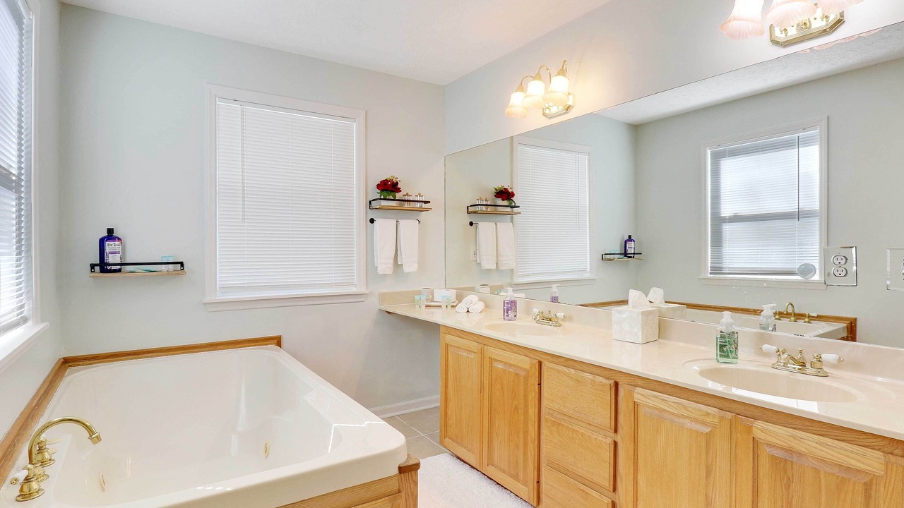 Photo of Bathroom in Murphy