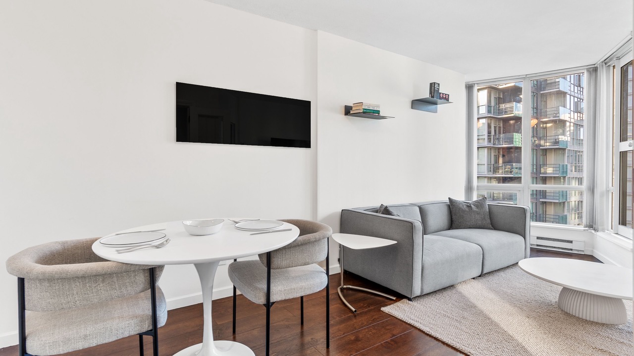 Photo of Livingroom in Coal Harbour