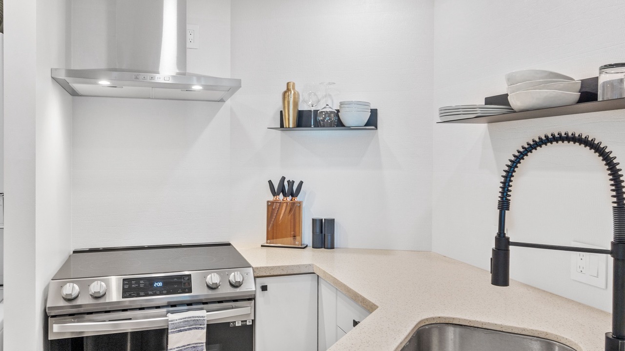 Photo of Kitchen in Coal Harbour