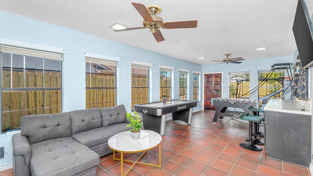 Photo of Bedroom in Garland