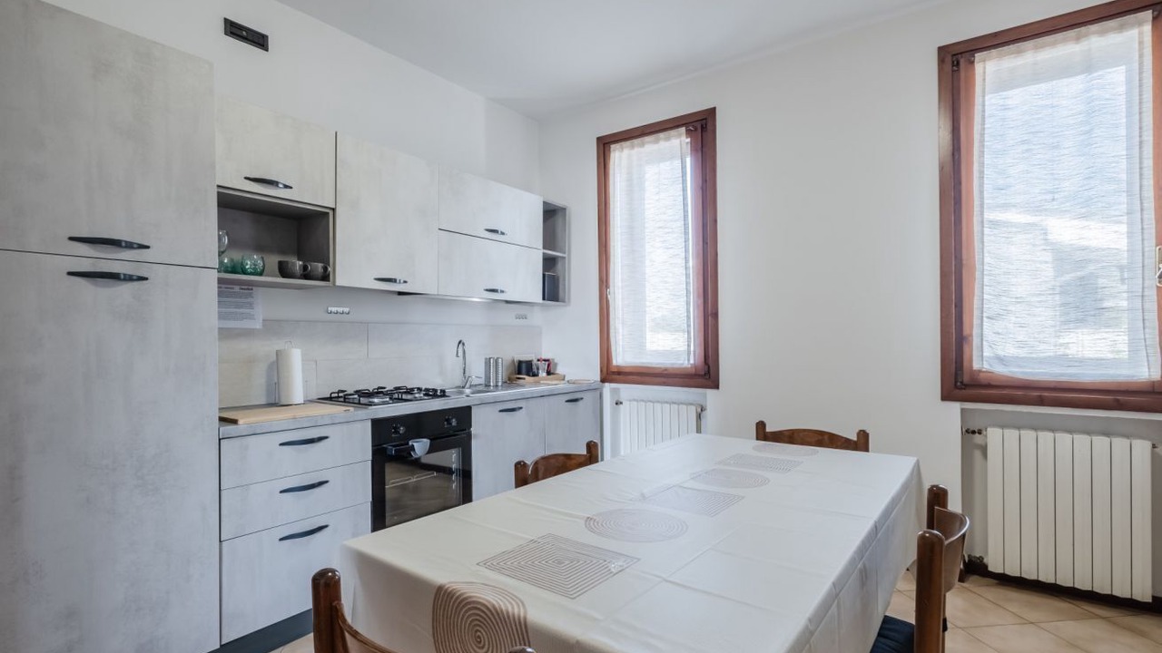 Photo of Kitchen in Peraga