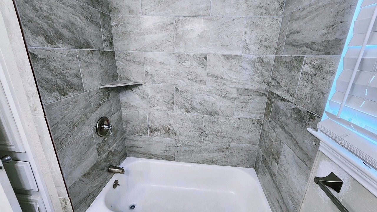 Photo of Bathroom in Central Arlington