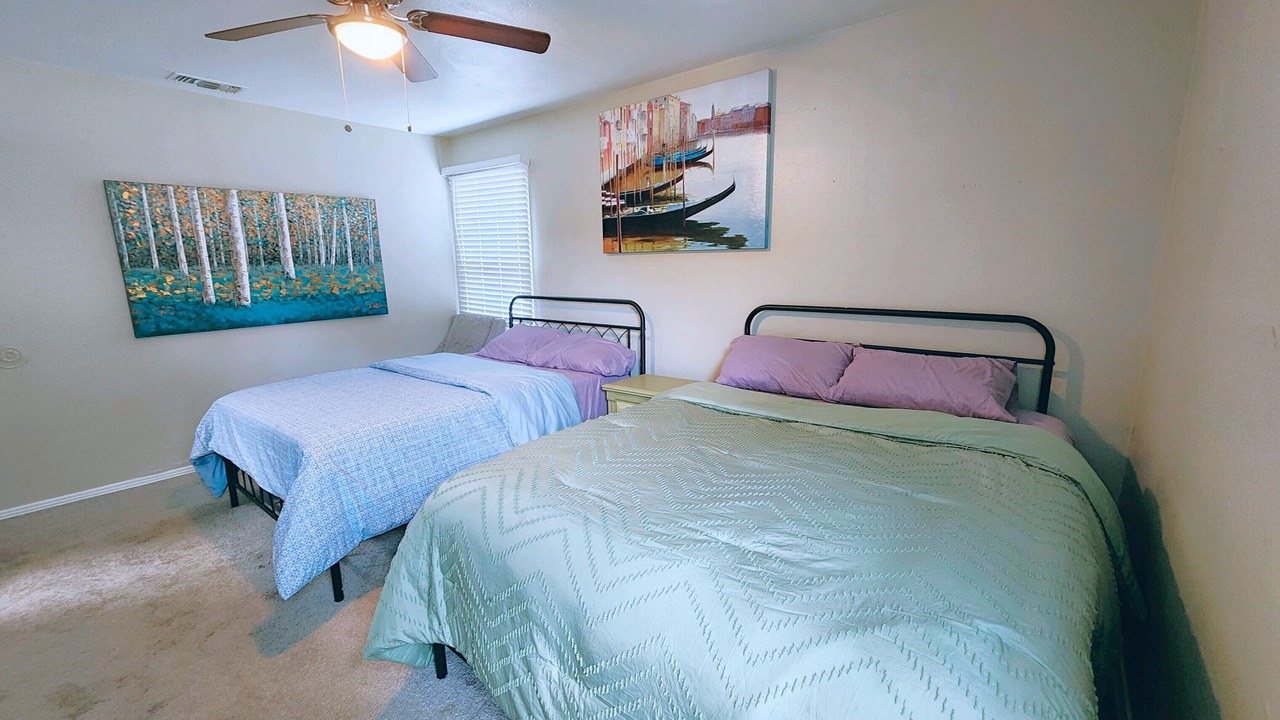 Photo of Bedroom in Central Arlington