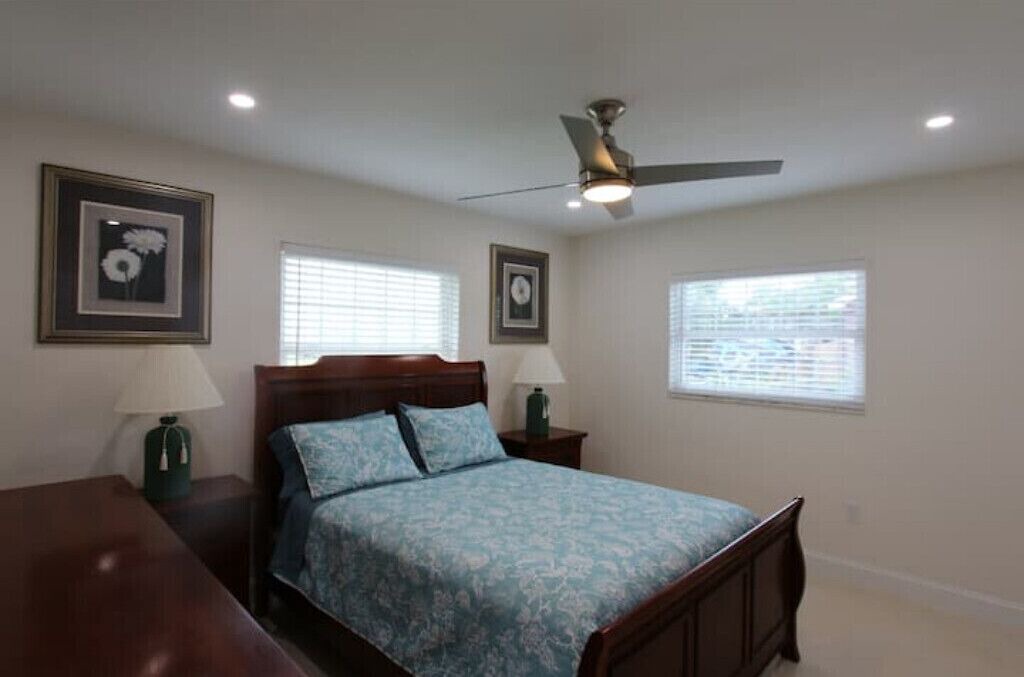 Photo of Bedroom in Golden Gate