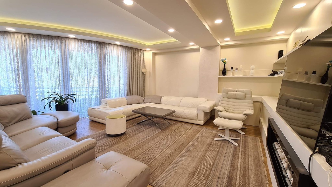 Photo of Livingroom in Kentron
