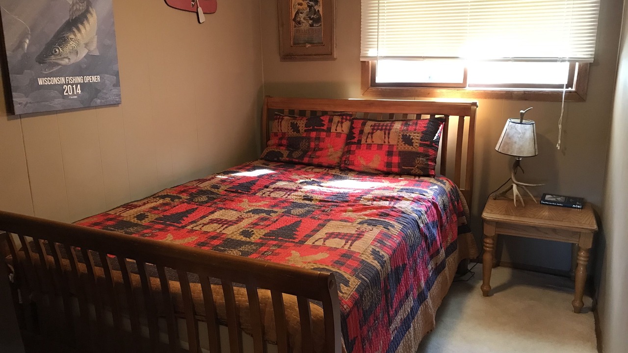 Photo of Bedroom in Crandon