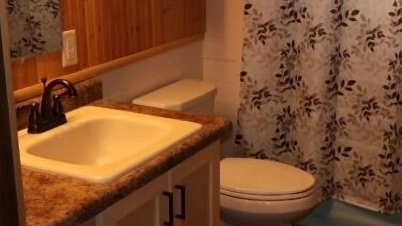 Photo of Bathroom in Crandon