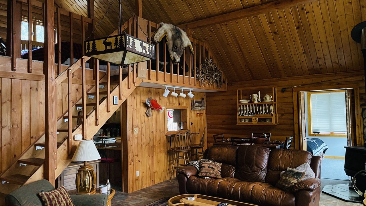 Photo of Bedroom in Cooper Landing