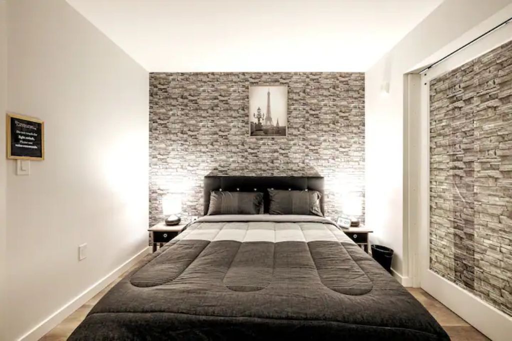 Photo of Bedroom in Downtown