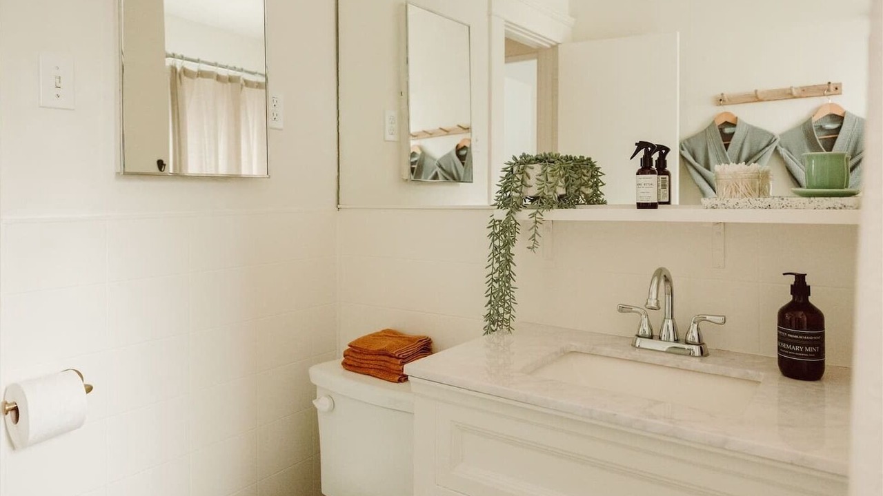 Photo of Bathroom in Belmont Heights