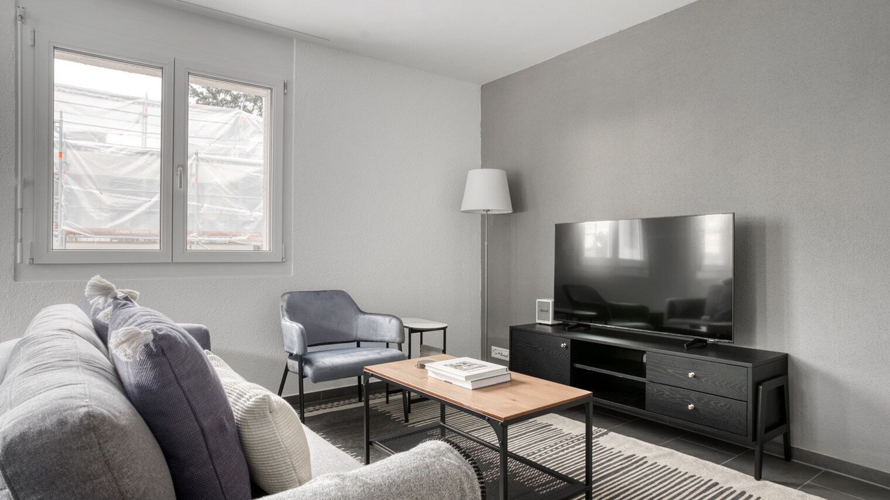 Photo of Livingroom in Center