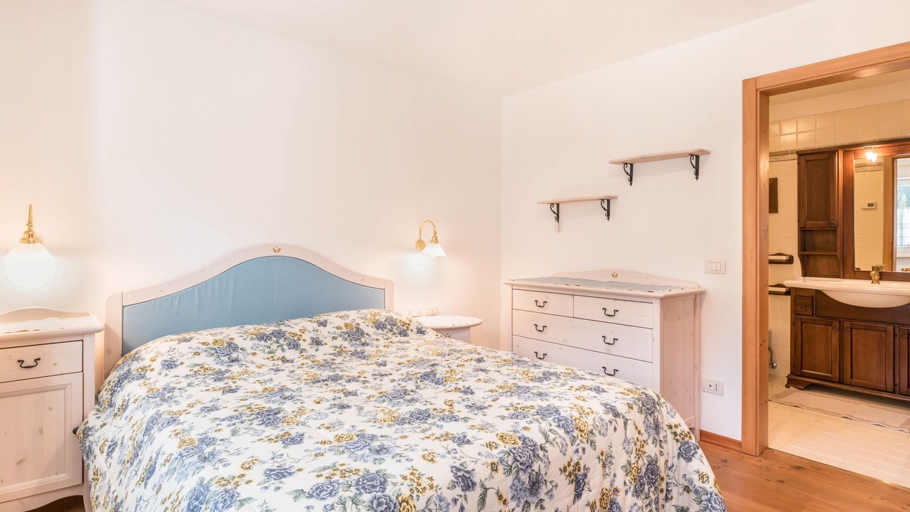 Photo of Bedroom in Alba