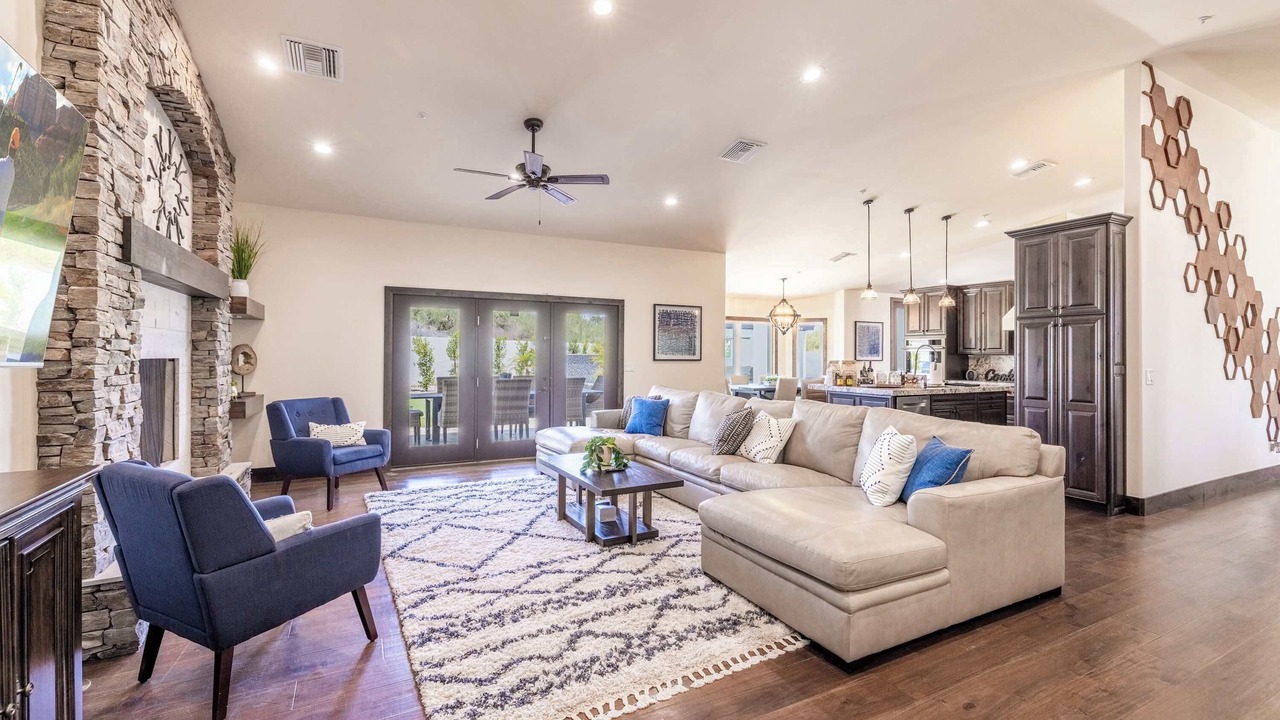 Photo of Livingroom in Paradise Heights