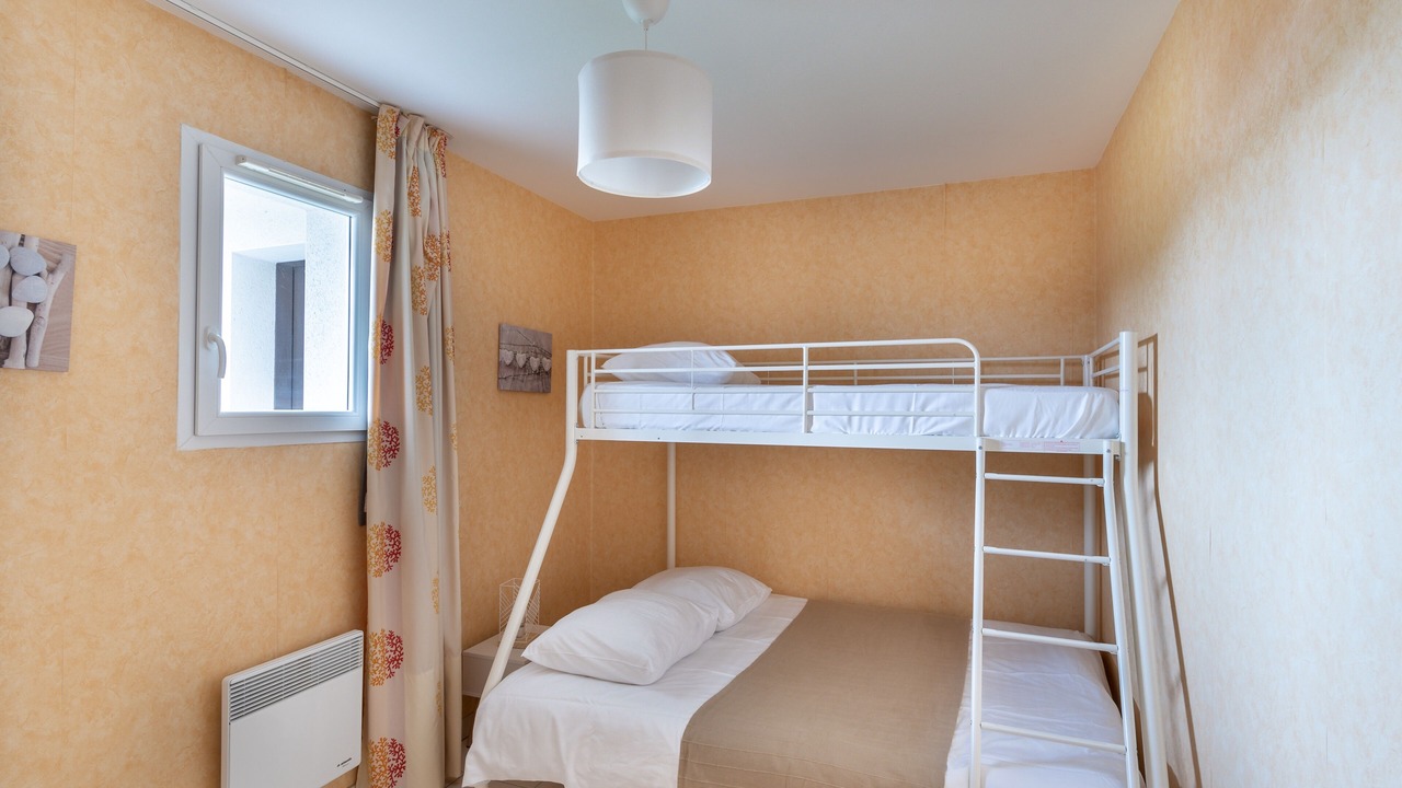 Photo of Bedroom in Sables-d'Or-les-Pins