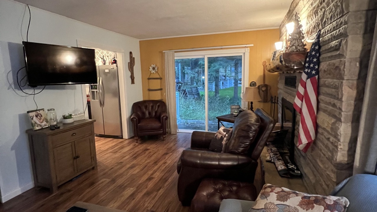 Photo of Livingroom in Lakewood