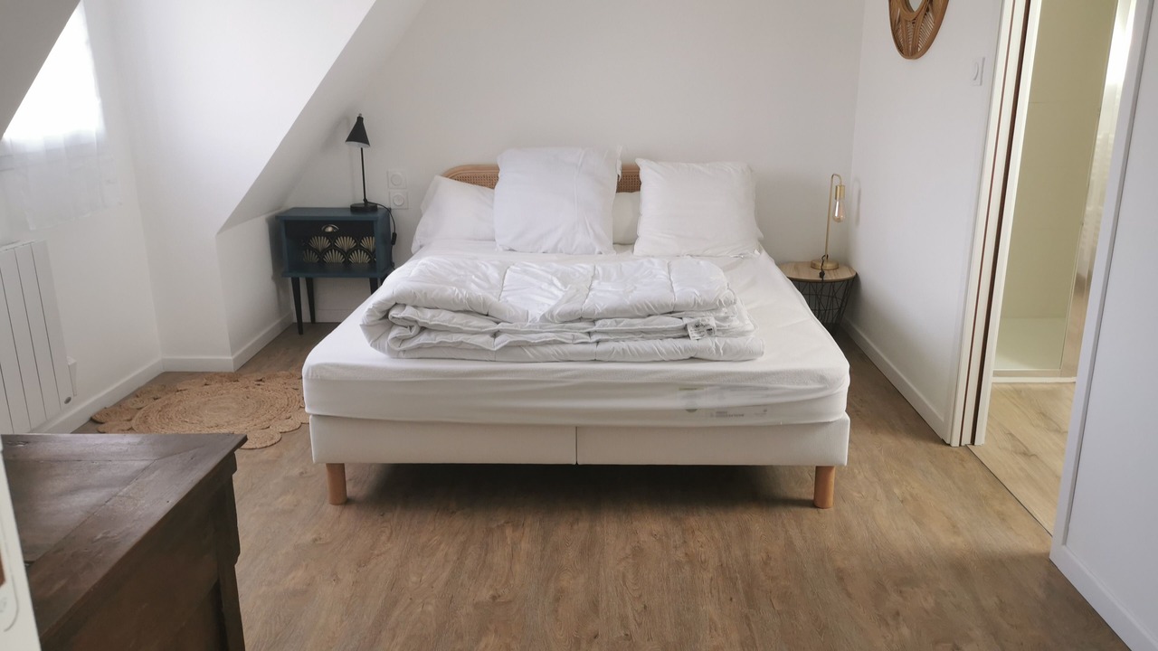 Photo of Bedroom in Plougasnou