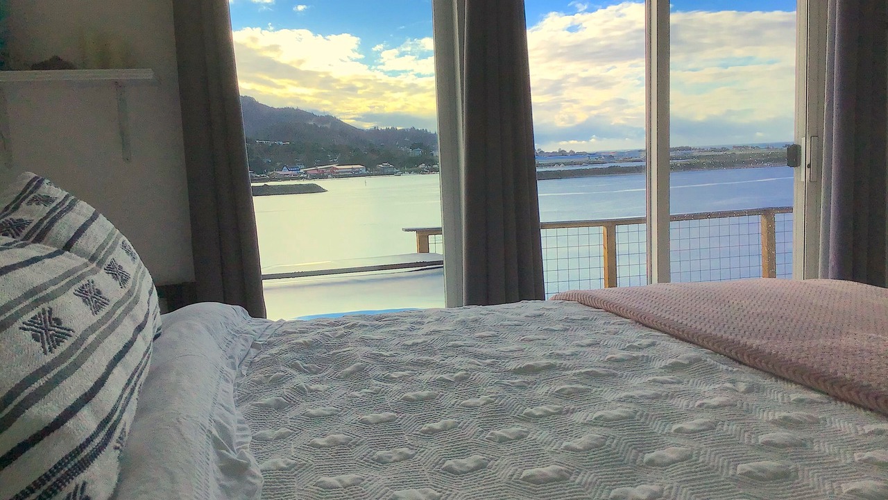 Photo of Bedroom in Gold Beach