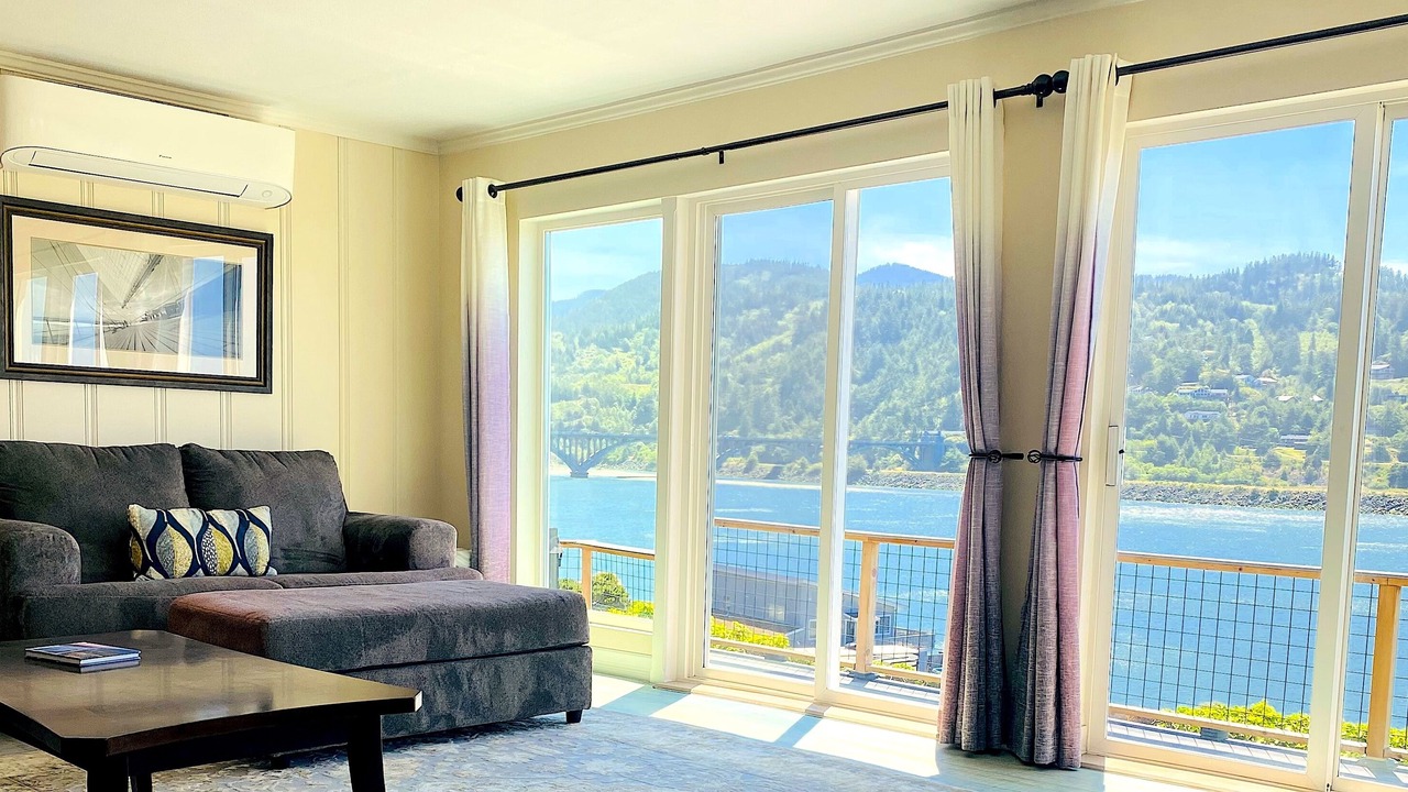 Photo of Bedroom in Gold Beach
