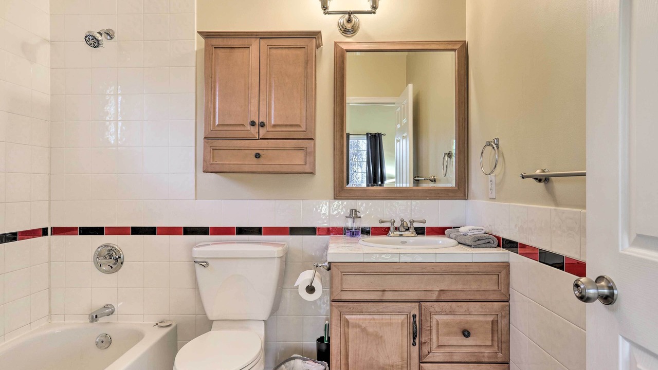 Photo of Bathroom in Lazy Mountain