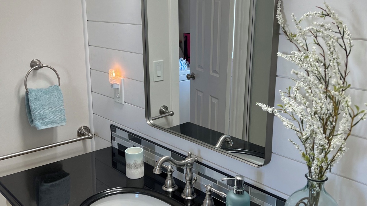 Photo of Bathroom in Sexton Cove Estates